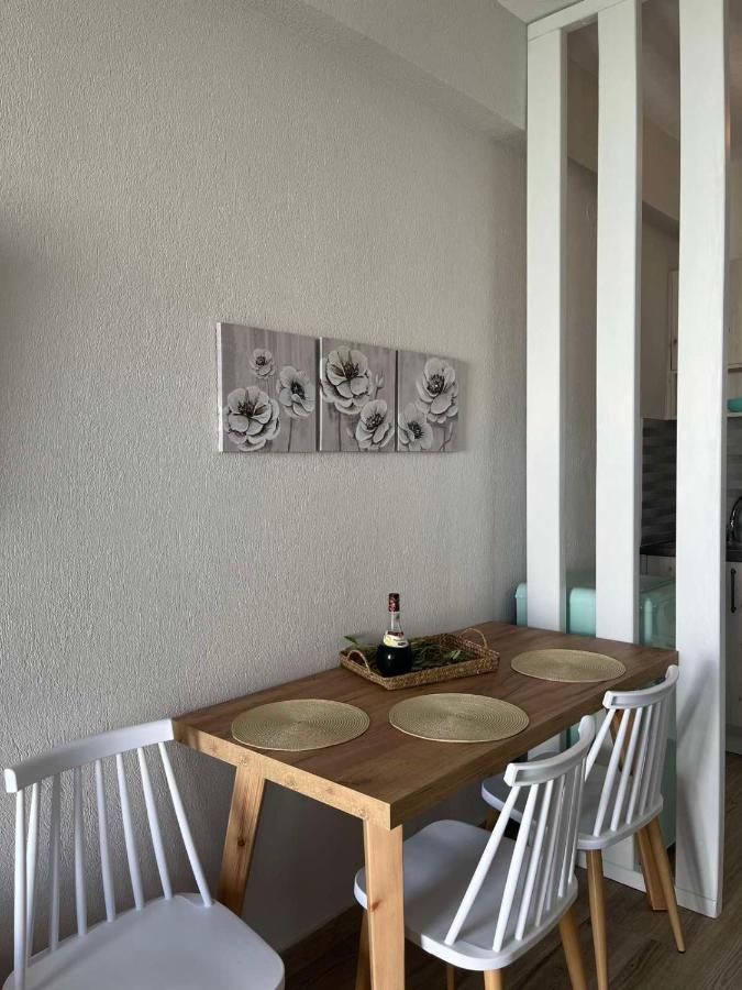 Route Du Canal Nea Roda Dış mekan fotoğraf